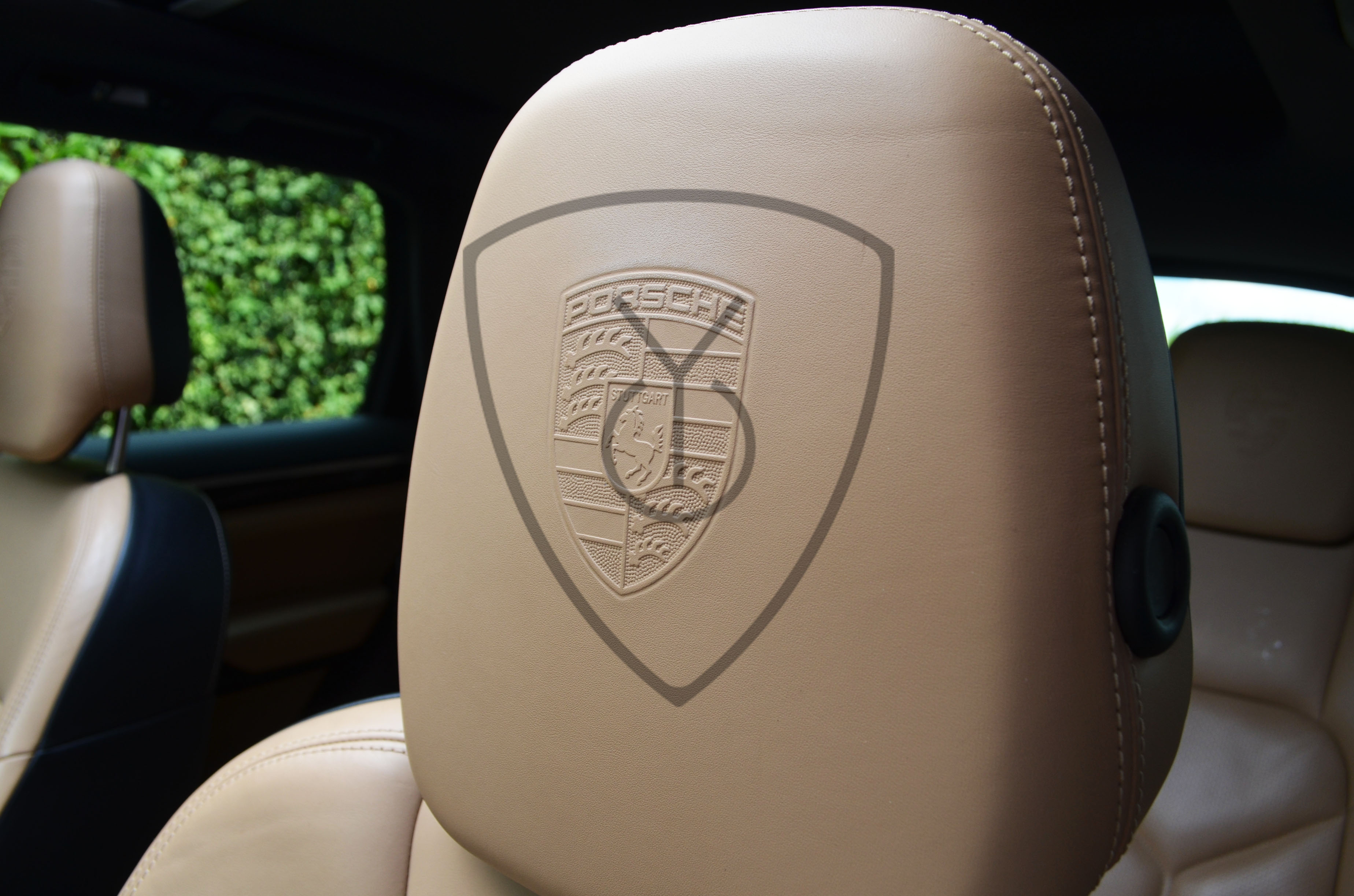 PORSCHE CAYENNE 3.0D PLATINIUM — image 6